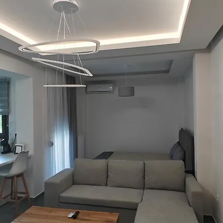 Ina's Crib 3* Síndos