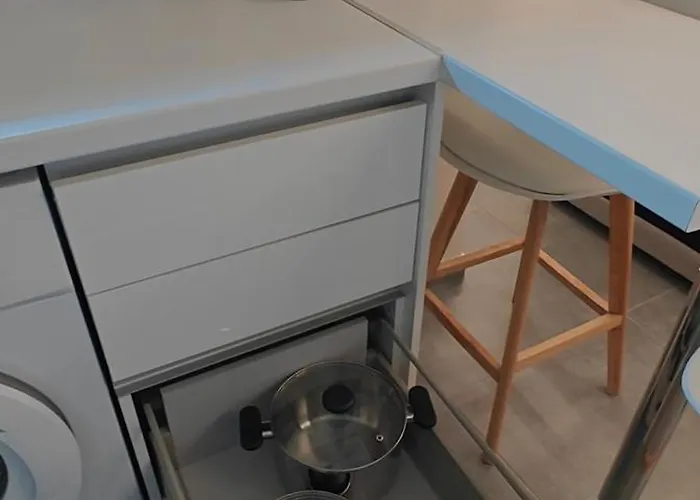 Ina's Crib ゲストハウス Síndos